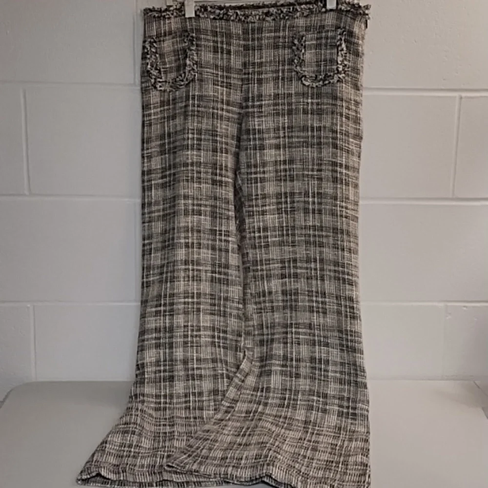 Zara 8 Textured Raw Fringe Edged Trouser Pants Boot Cut Glen Plaid Black Cream